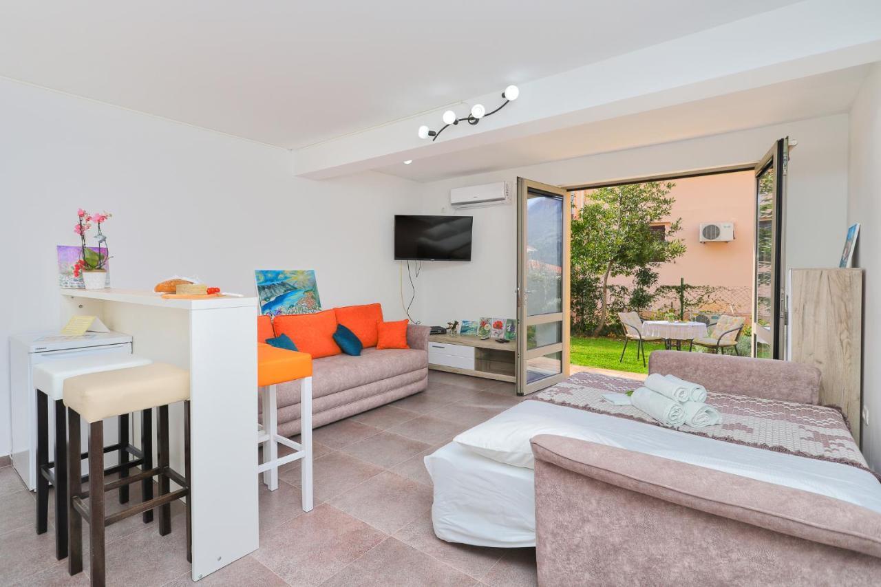 Apartment Castellino โกตอร์ ภายนอก รูปภาพ